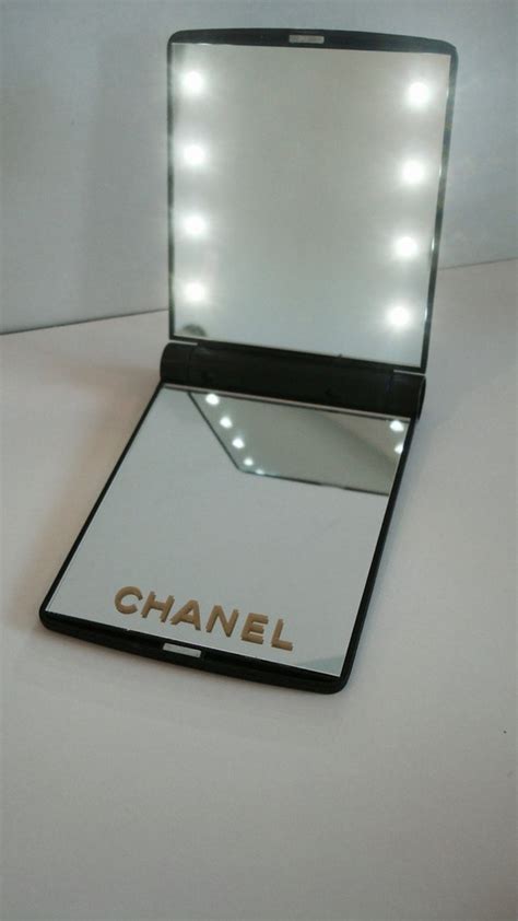 chanel mirror makeup